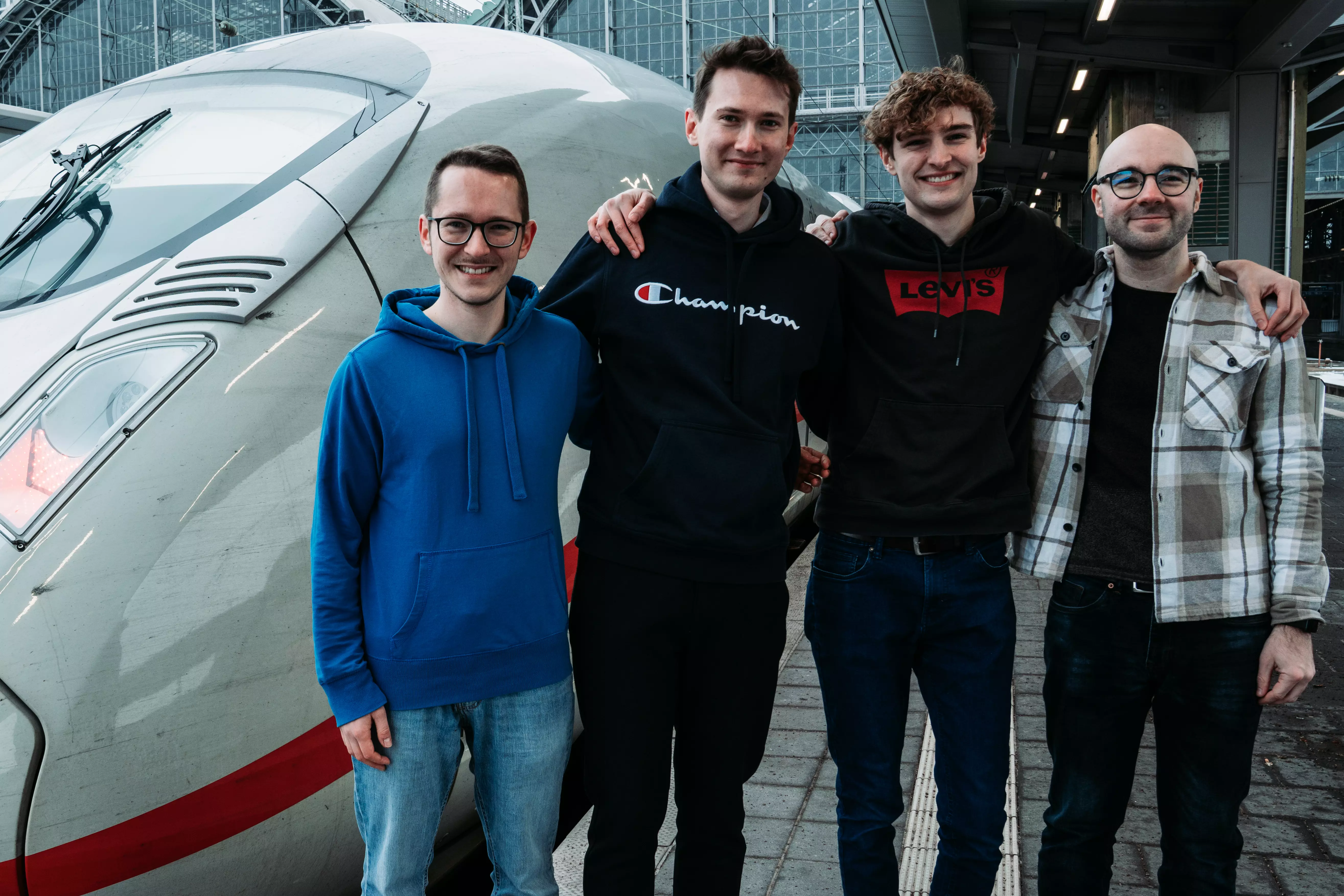 L’équipe principale du guide FIP